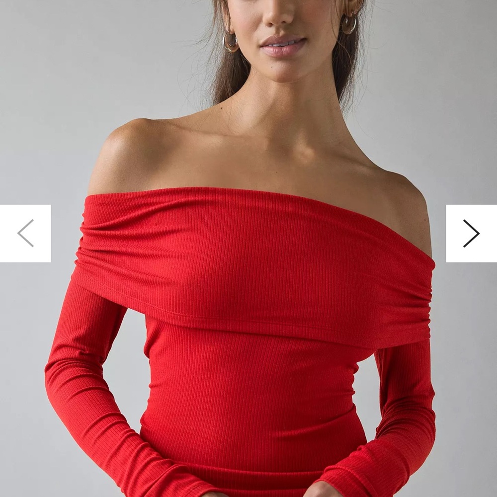 NWOT Kimchi Blue Vibrant Red Knit Top